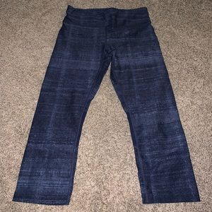 ClavinKlein Performance Cropped Leggings